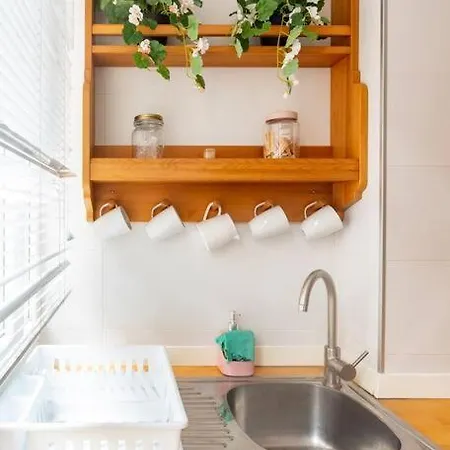Apartment Camilo Alonso Vega *