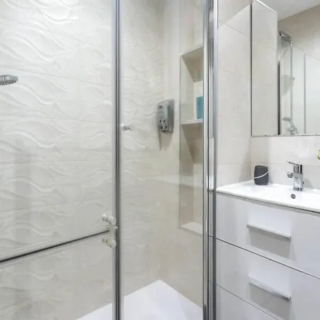 Camilo Alonso Vega Apartment